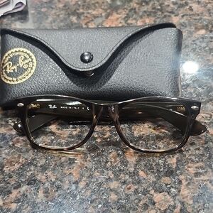 Ray-Ban Dark Brown Frames No Lenses with Case